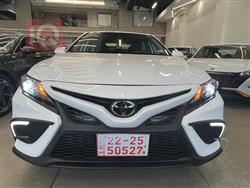 تۆیۆتا کامری